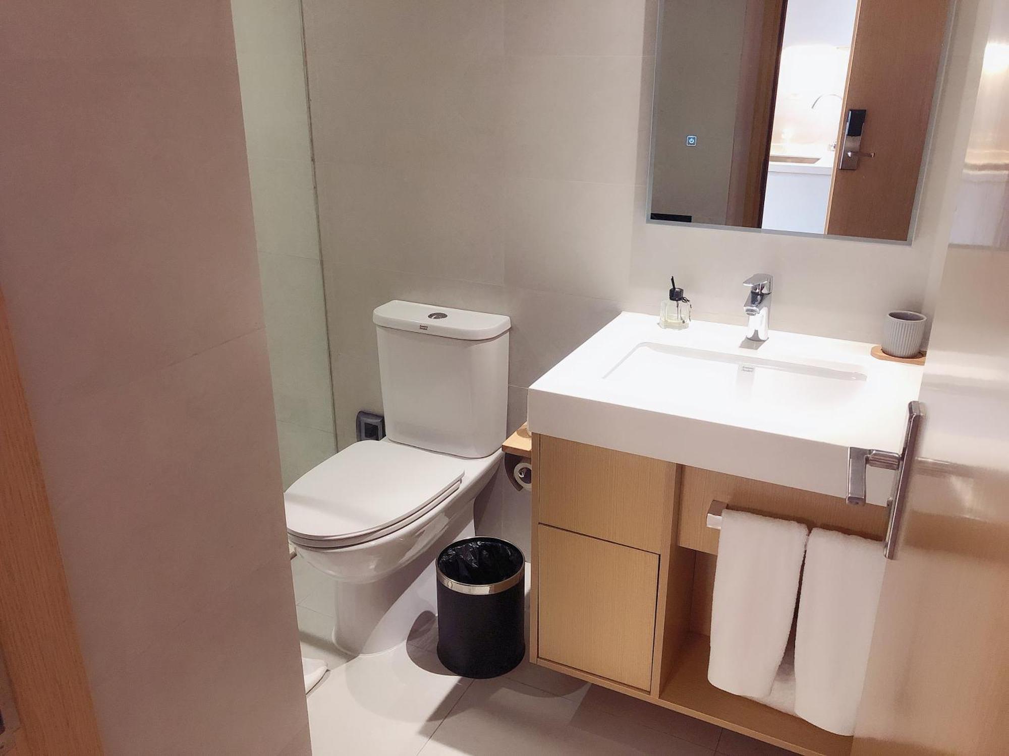 Ln Residence Changdi - New Aiqun Building - Canton Fair Free Shuttle Bus During Canton Fair Period Ngoại thất bức ảnh